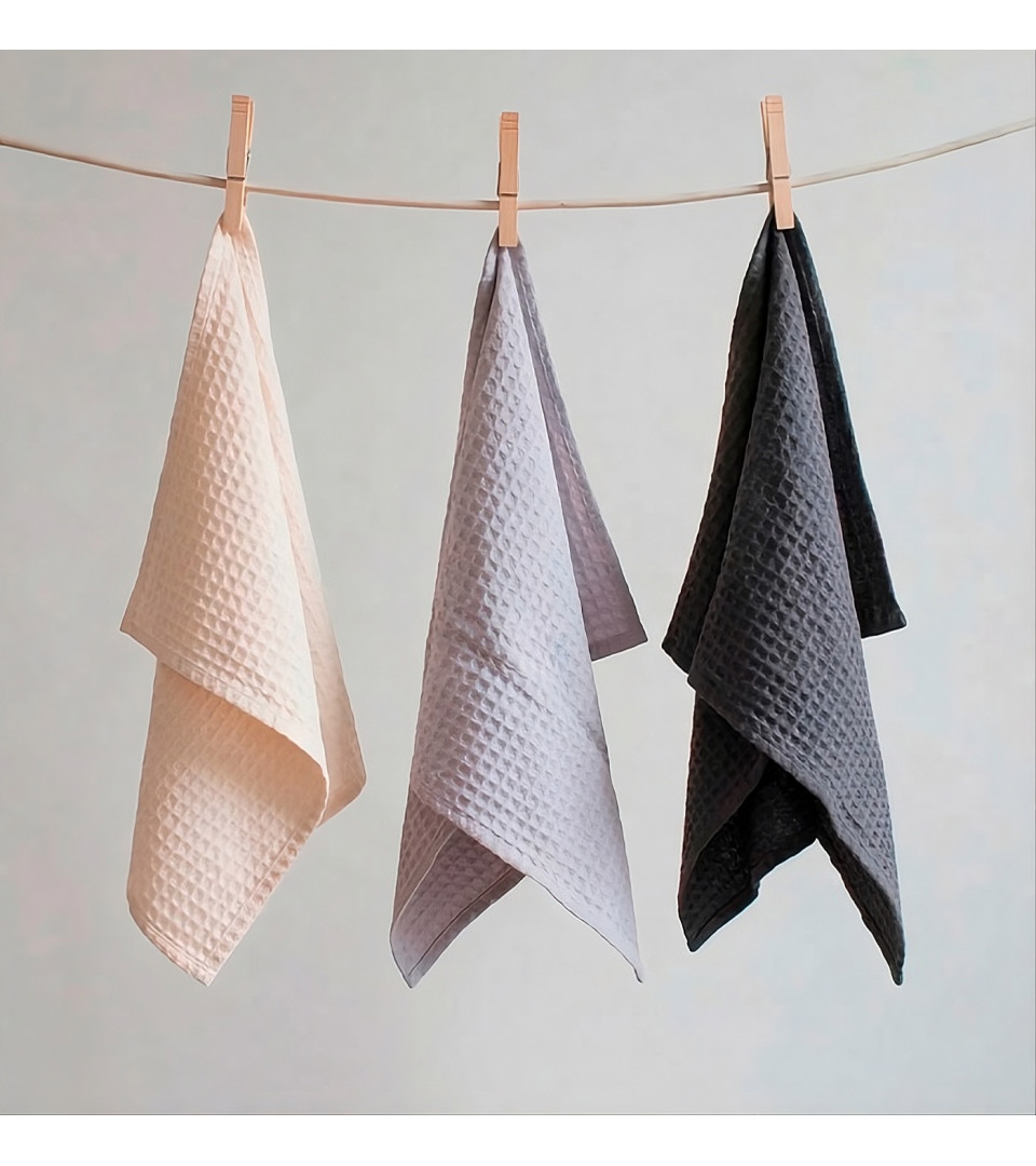 KITCHEN TOWEL